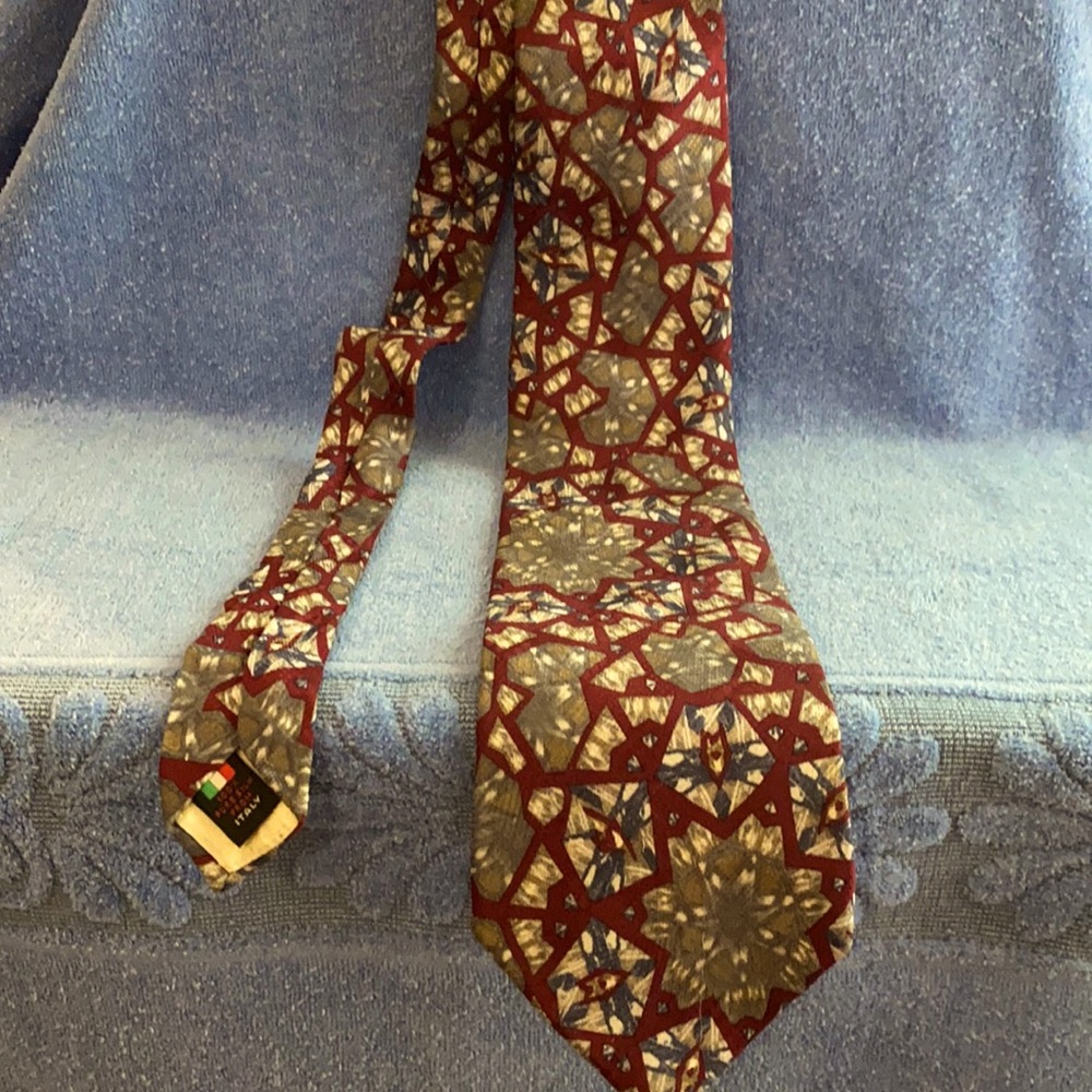 🏈 David Rickey necktie possible NFL link